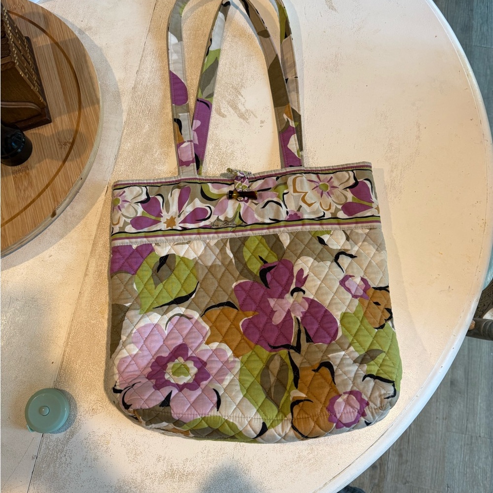 Vera Bradley tote bag Portobello Road pattern